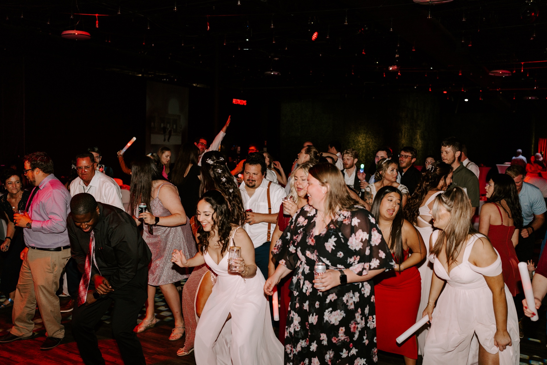 Packed dance floor at a Wright Music & Entertainment wedding reception